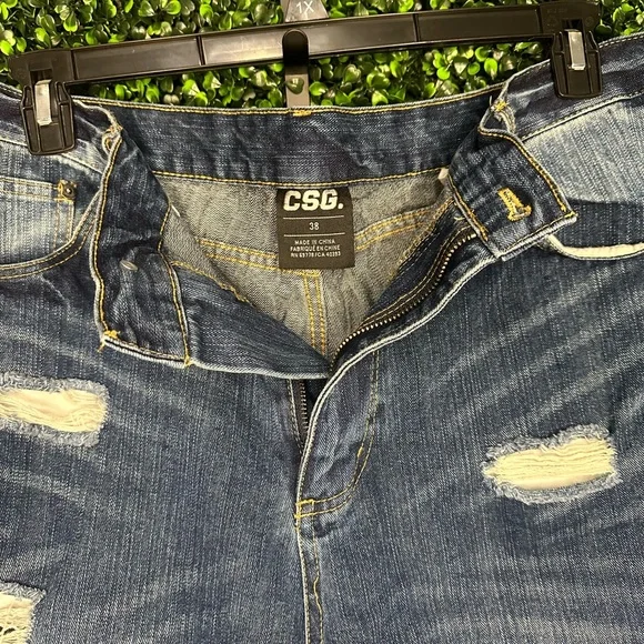 Jean shorts - Picture 3 of 3